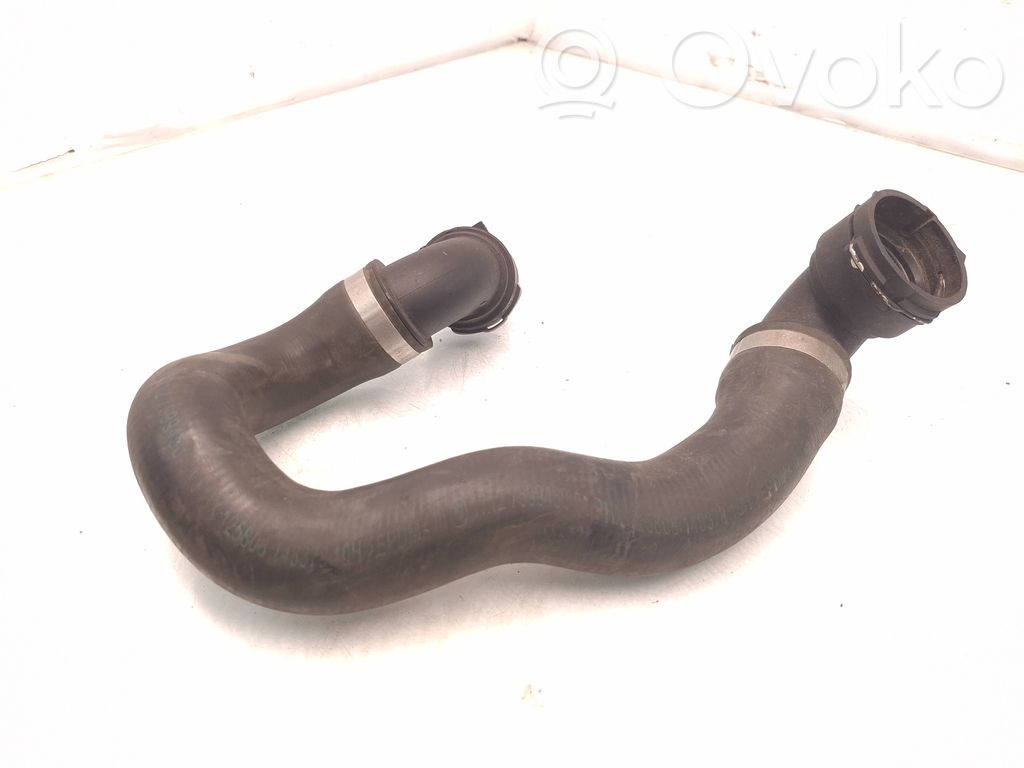 BMW 1 E82 E88 Engine coolant pipe/hose 