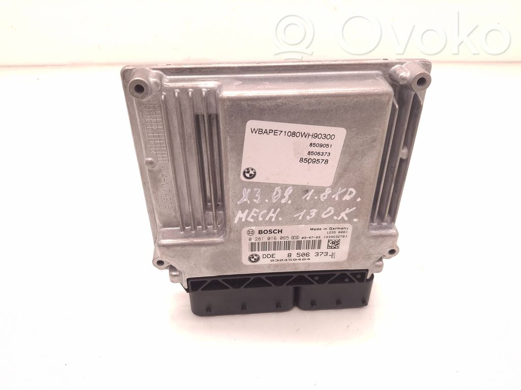 BMW X3 E83 Engine control unit/module 