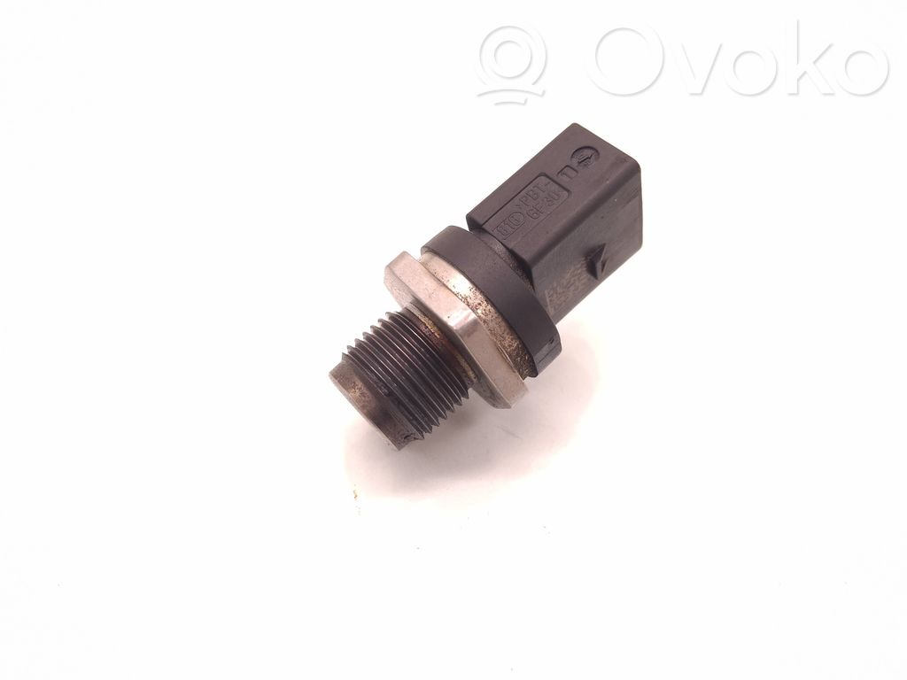 Fuel pressure sensor   0281002869,07061827515