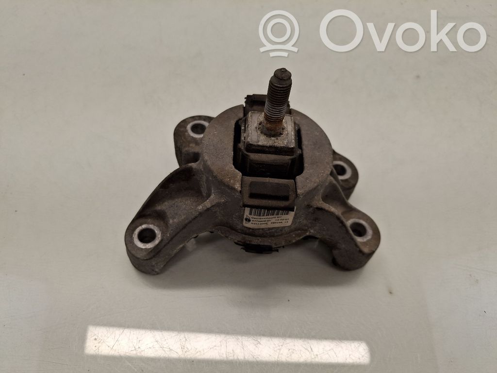 Mini One - Cooper Coupe R56 Engine mount bracket 