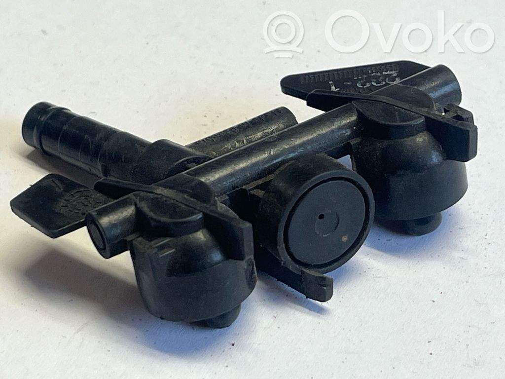 BMW 3 E46 Headlight washer spray nozzle 