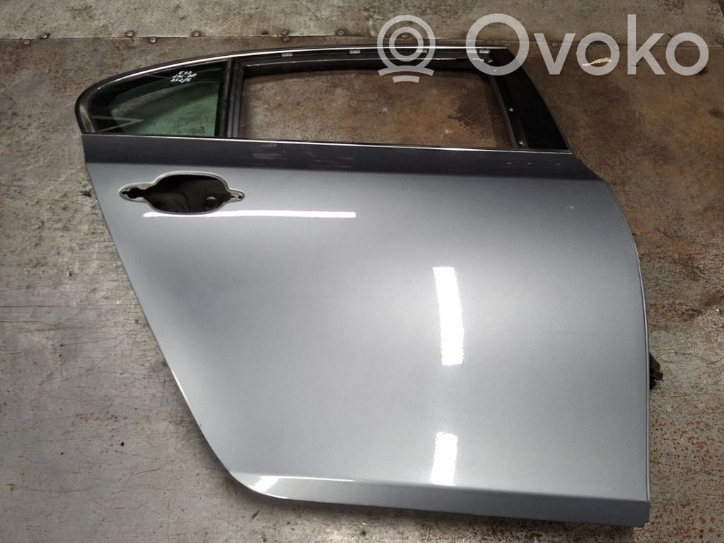 Rear door   7202342