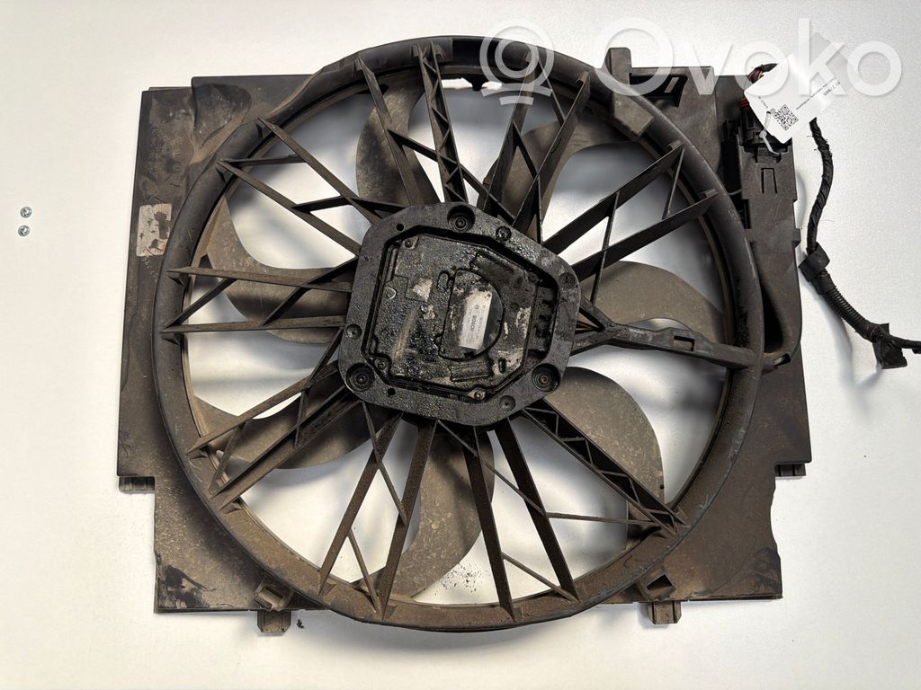 BMW 5 E60 E61 Elektrisks radiatoru ventilators 