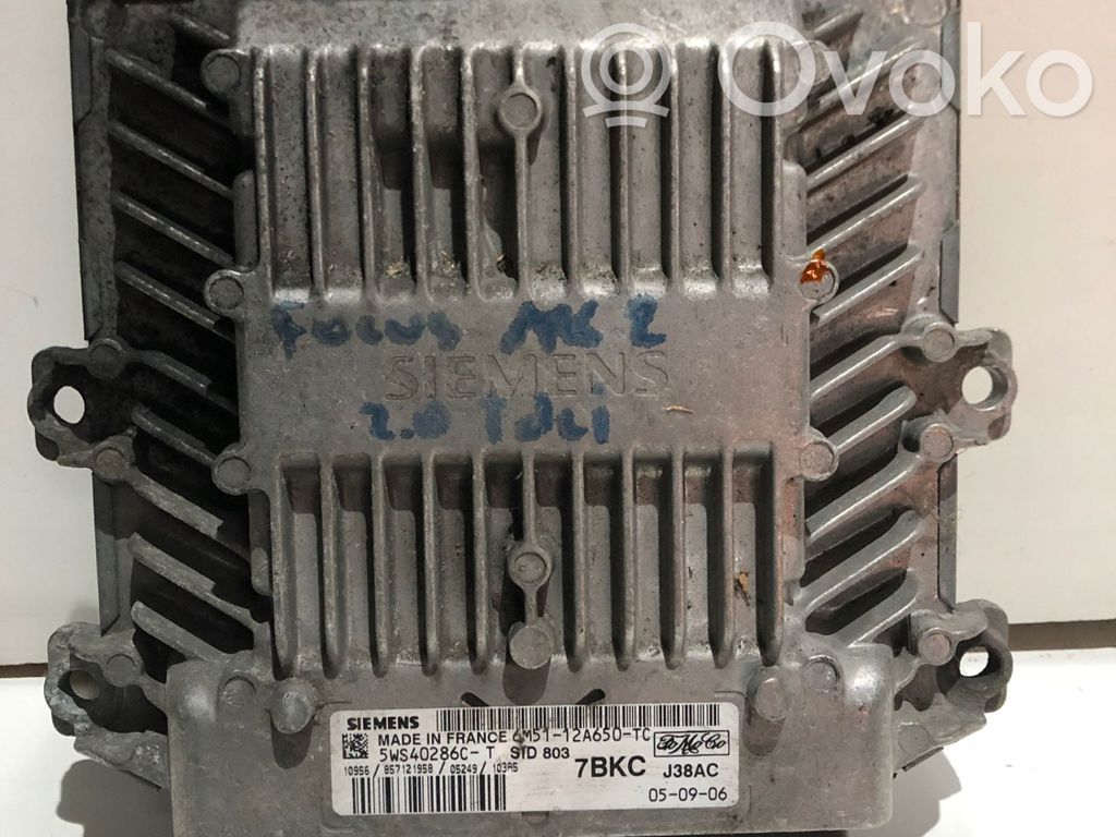 Ford Focus Engine control unit/module 