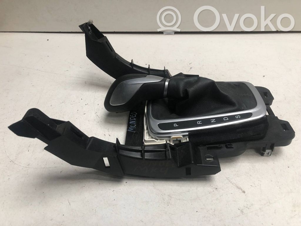 Otros repuestos del interior   DS73F042B60B