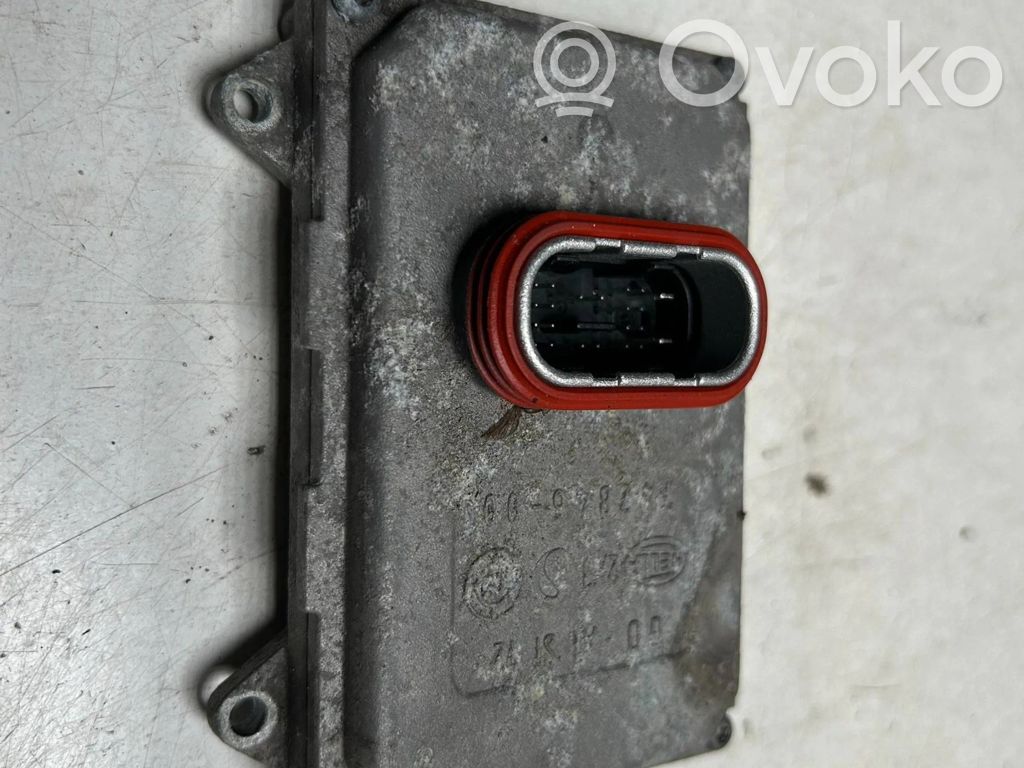 Unité de commande / module Xénon   13210773,5DF00870421