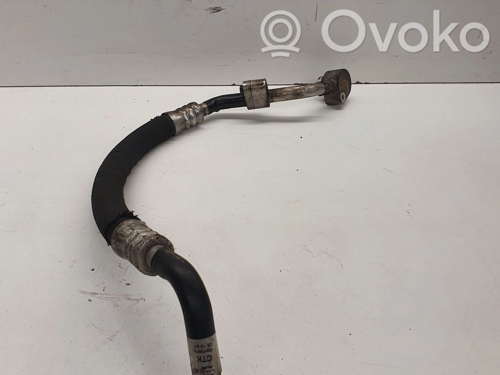 Ilmastointilaitteen putki (A/C)   4F0260707N