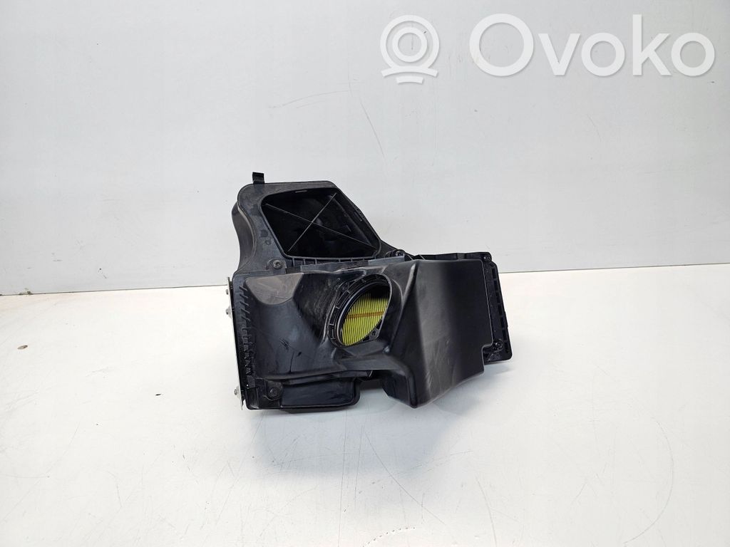 Osłona / Obudowa filtra powietrza   8R0133835E,8R0133835EOK,8R0133835E,A4A5Q5