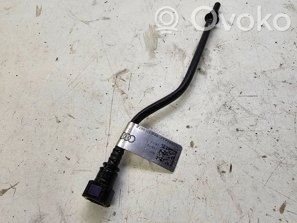 AdBlue syöttöputki   8K0131987B