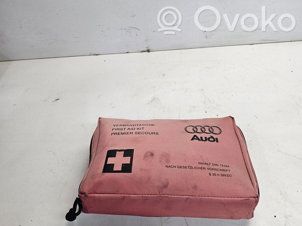Audi A4 S4 B6 8E 8H Pagrindinis stabdžių cilindriukas 