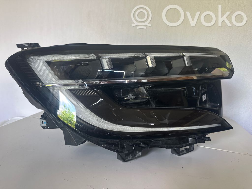 Renault Austral Phare frontale 