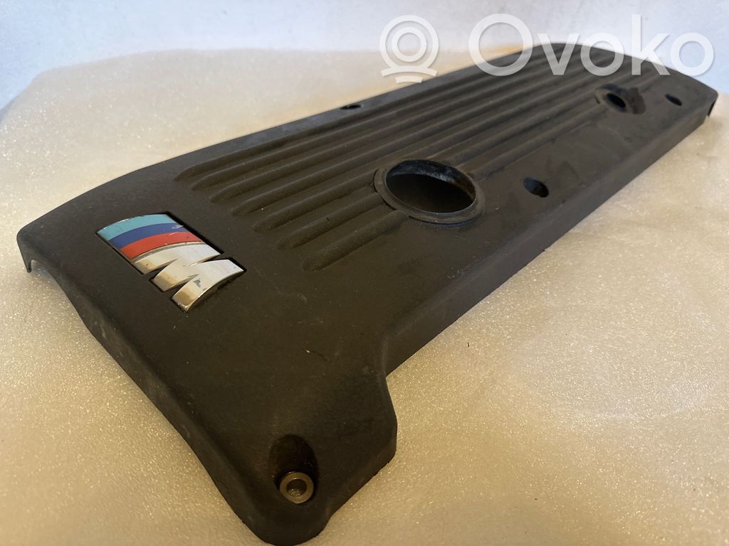 BMW 3 E46 Dzinēja pārsegs (vāks) 