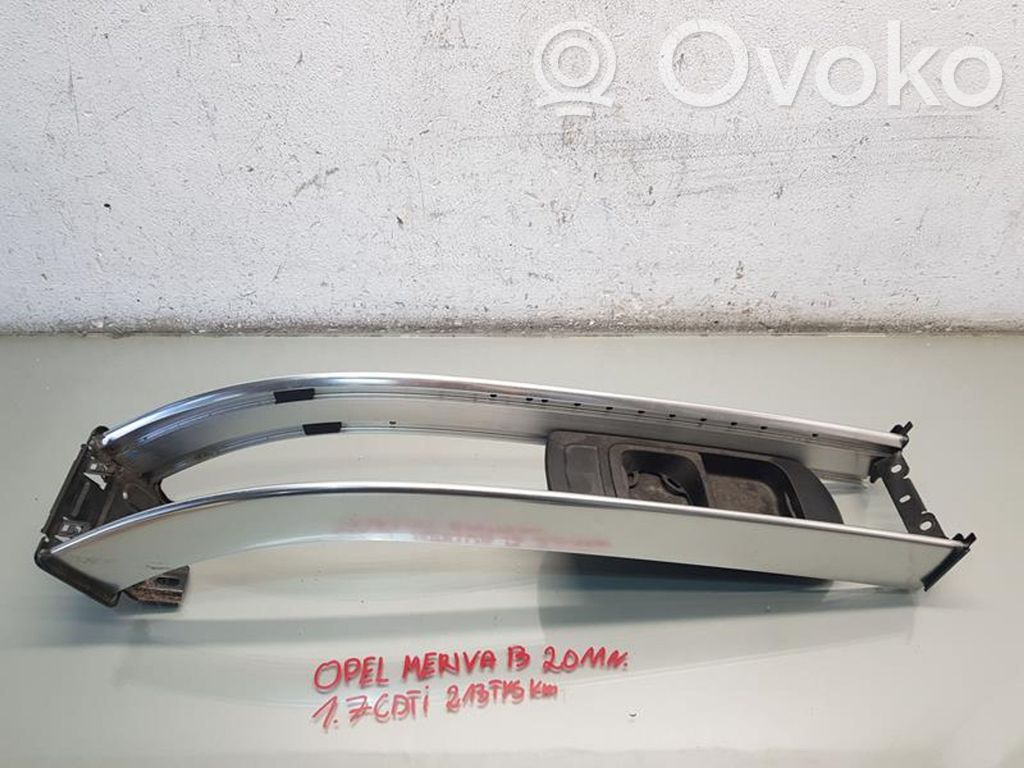 Opel Meriva B Center console 
