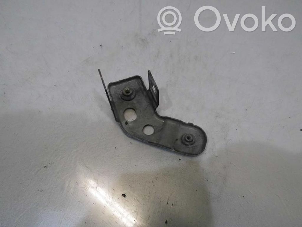 Fender mounting bracket   6418003B