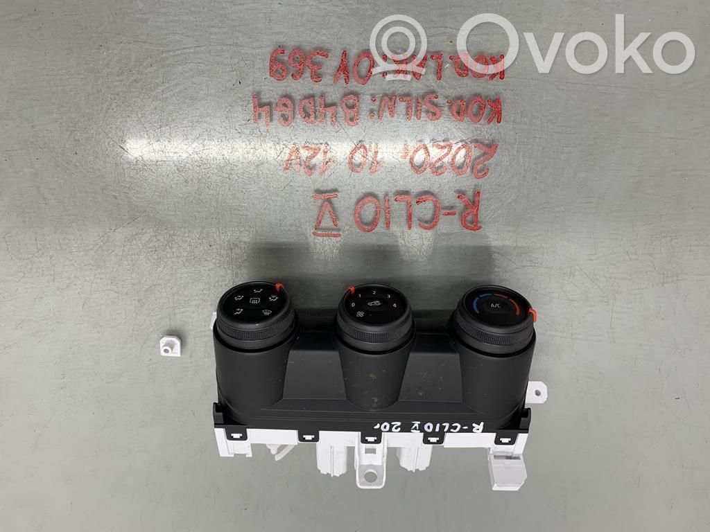 Renault Clio V Climate control unit 