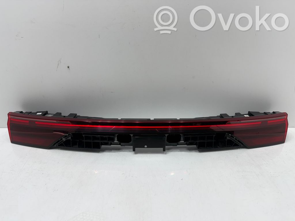 Audi Q8 Takaluukun takavalot 