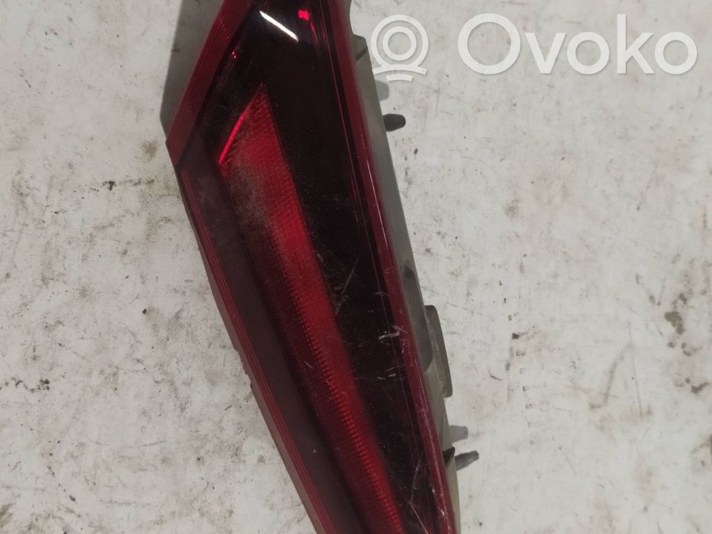 Opel Insignia A Lampy tylnej klapy bagażnika 