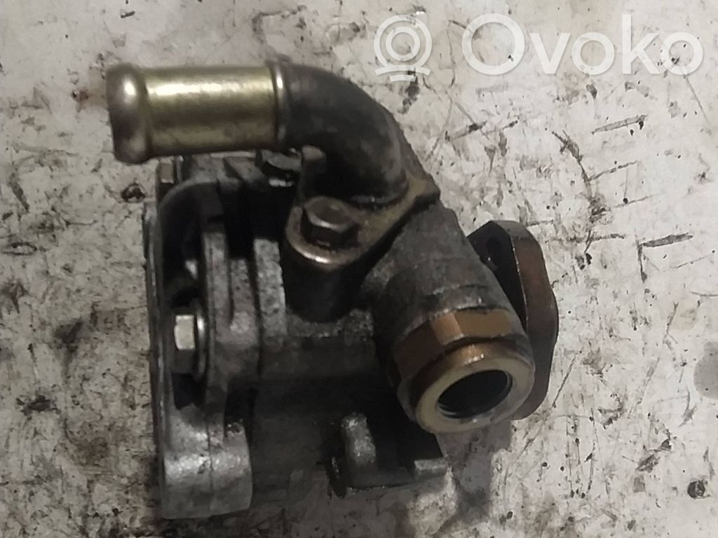 Audi A3 S3 8L Ohjaustehostimen pumppu 