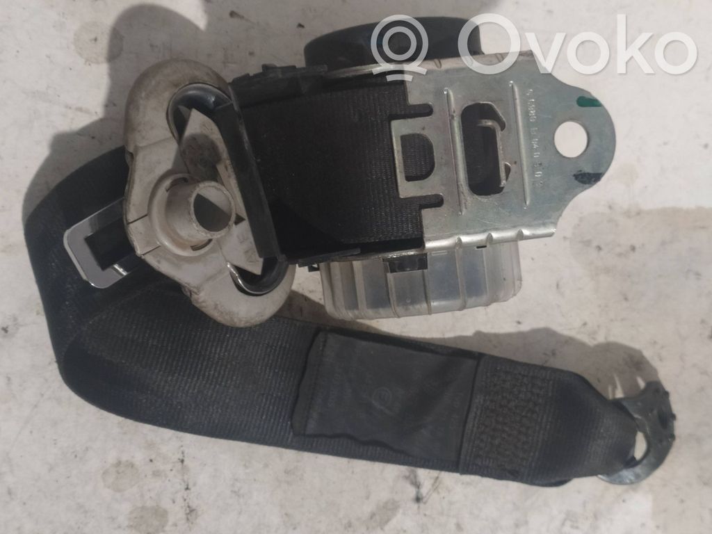 Volkswagen Golf IV Cinturón trasero 