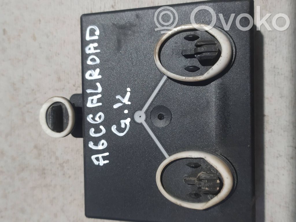 Unidad de control/módulo de la puerta   4F0959795N,8K0959795C