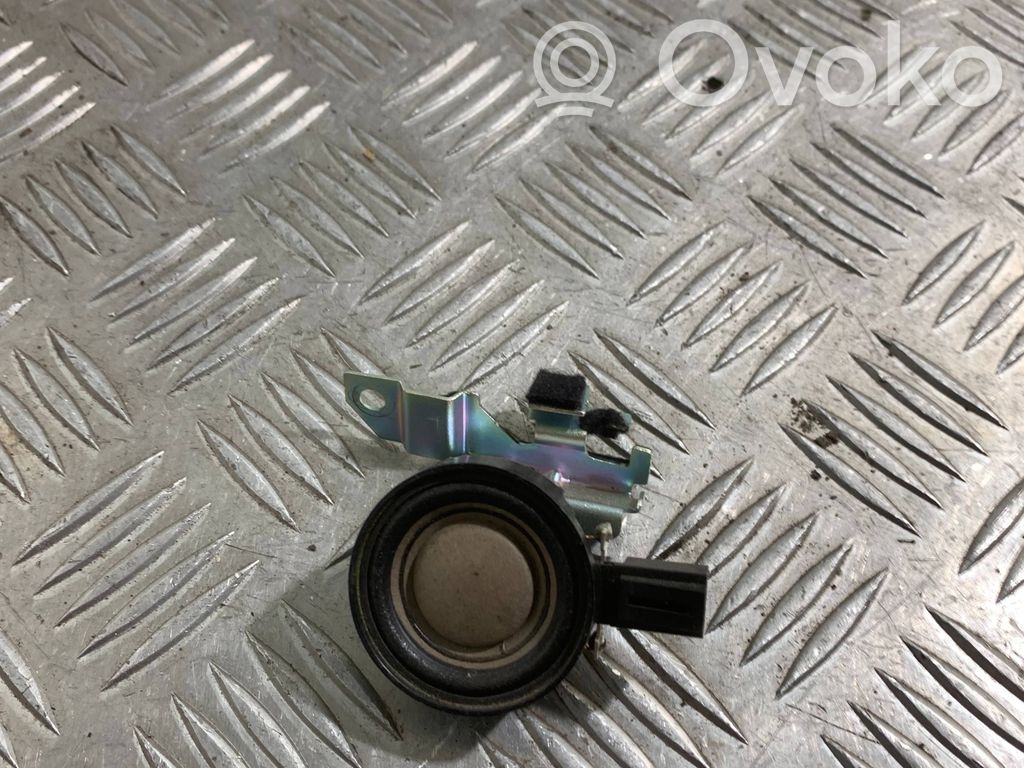 Audi Q7 4M Altavoz de alta frecuencia en la puerta delantera 