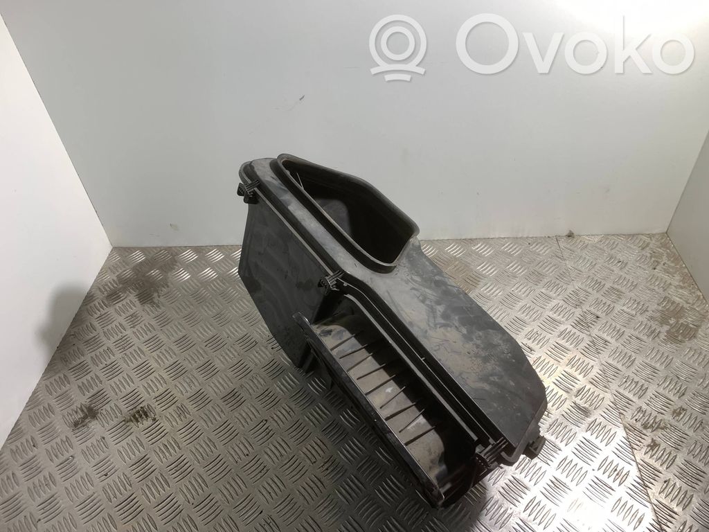 Audi Q7 4M Caja del filtro de aire 
