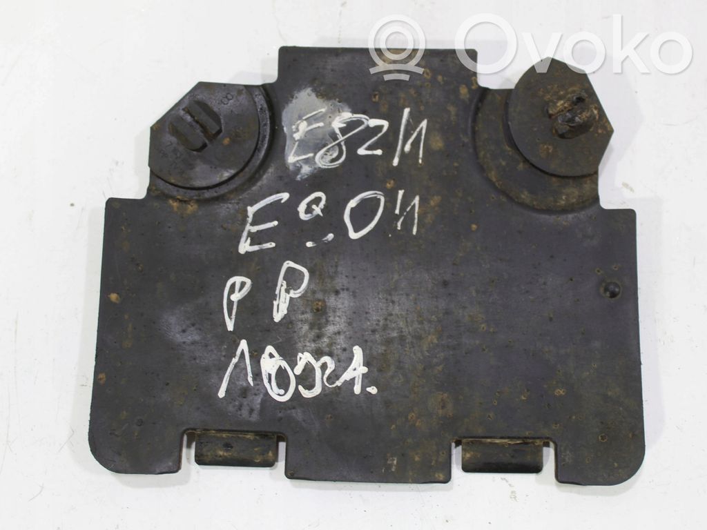 Priekšējā arka   7143850,8045553