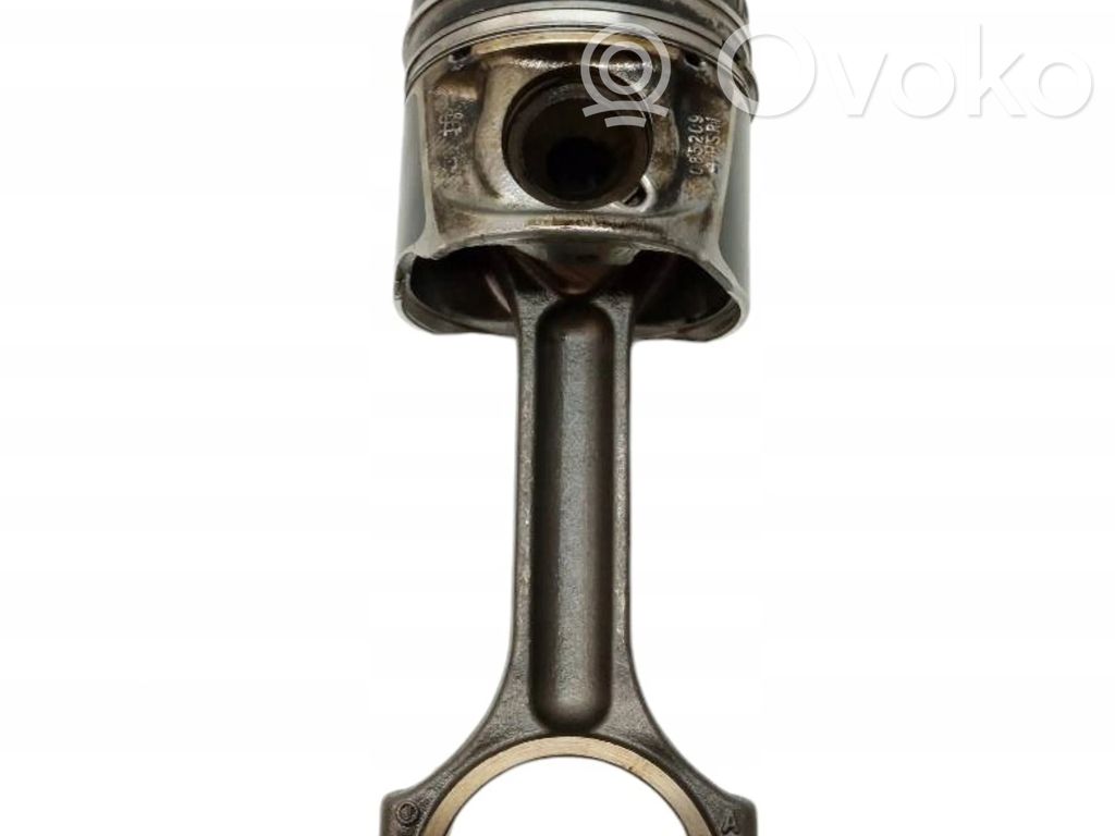 Citroen Jumper Piston with connecting rod 