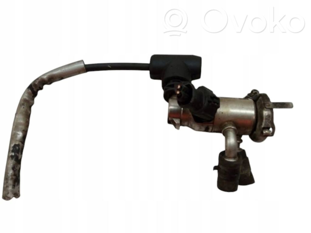 Opel Movano B Inyector de combustible 