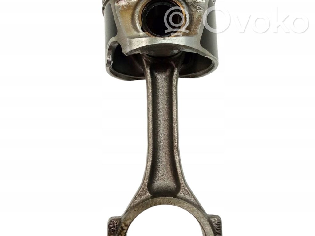 Audi A6 S6 C6 4F Piston with connecting rod 