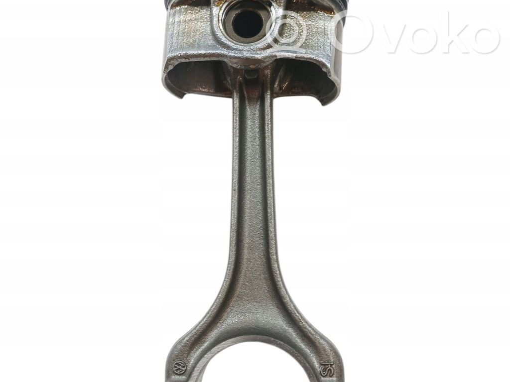 Skoda Kamiq Pistón con biela 