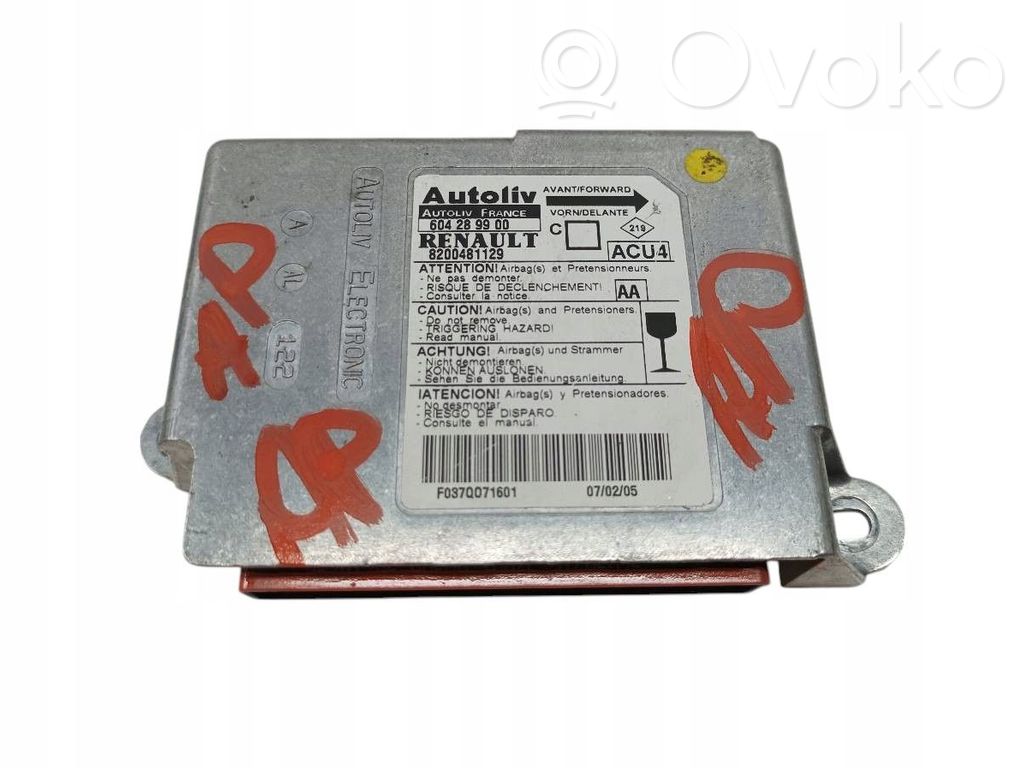 Renault Megane II Airbag control unit/module 
