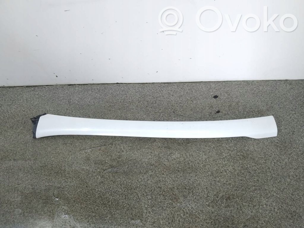 Opel Zafira C Listwa szyby czołowej / przedniej 