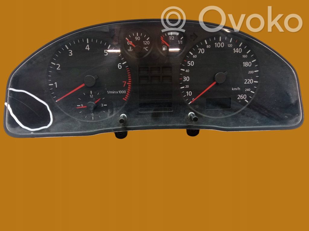 Audi A4 S4 B5 8D Velocímetro (tablero de instrumentos) 