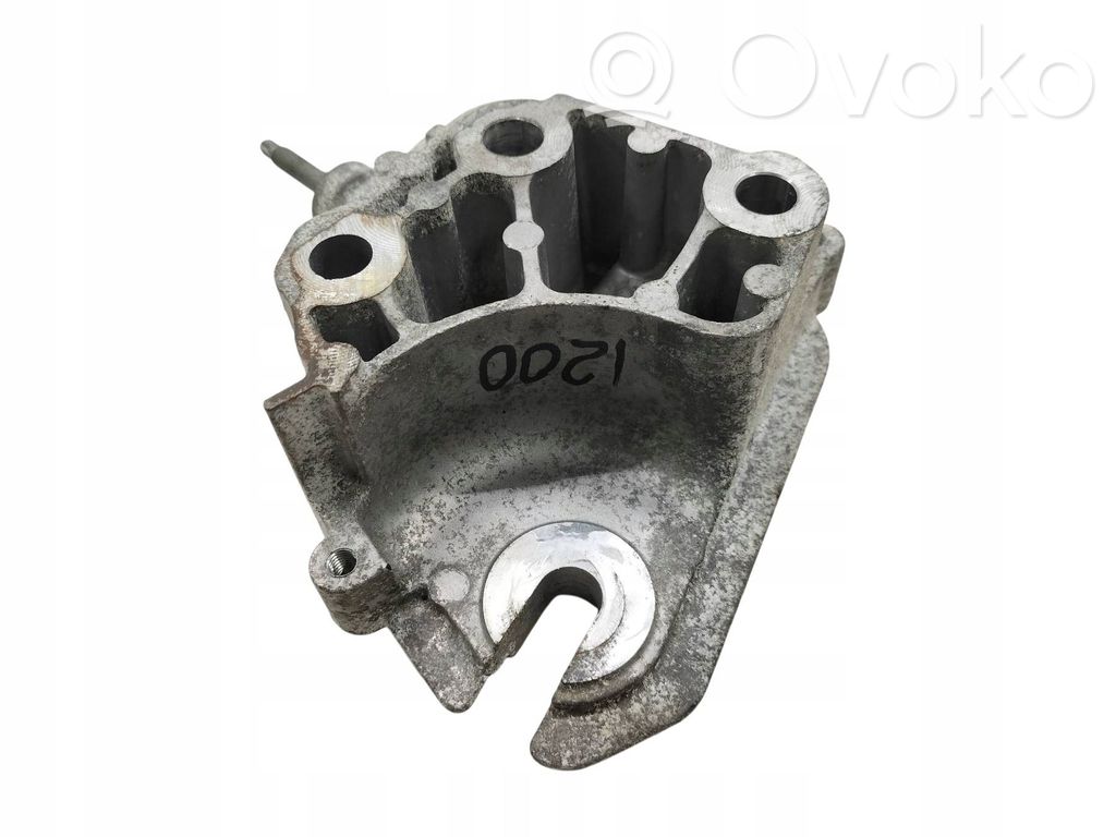 Ford Focus Other engine bay part 