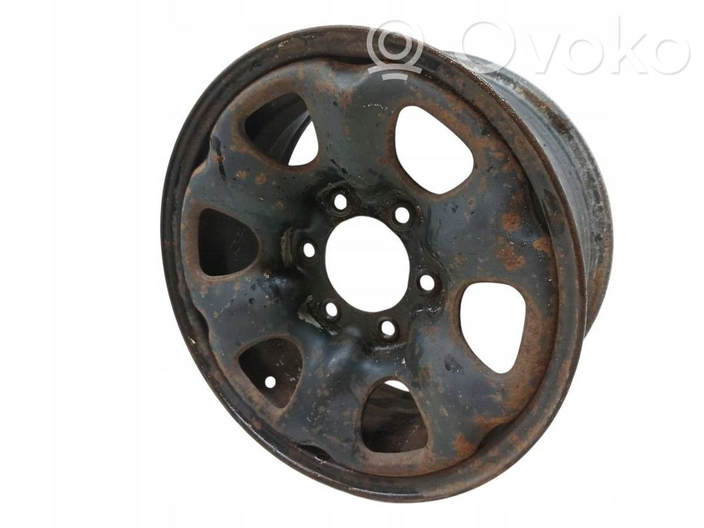 Nissan Terrano Felgi stalowe R15 