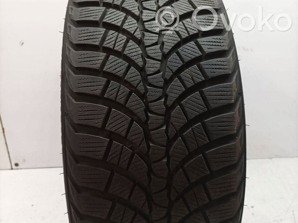 Opony zimowe R19   KUMHO,2216810MM,WINTERCRAFT,WP71