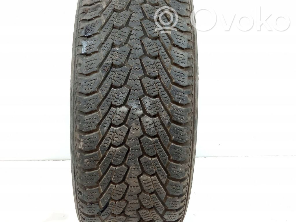 Volkswagen PASSAT B5 Pneumatico invernale R15 