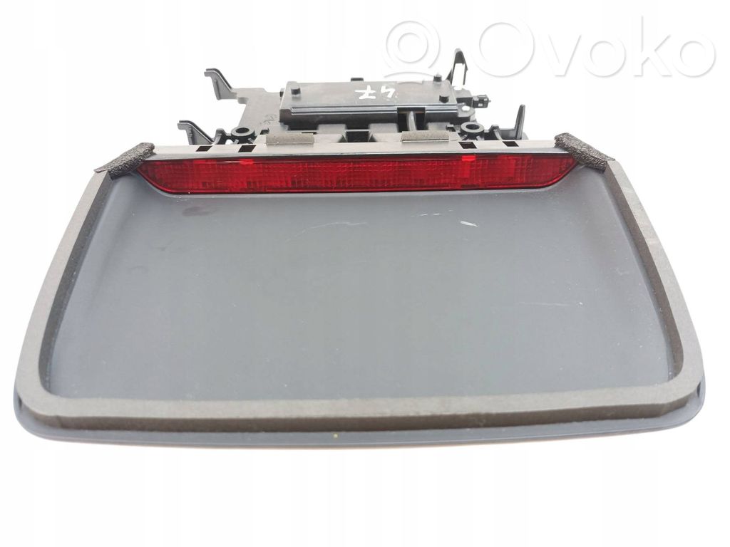 Dodge Charger Third/center stoplight 