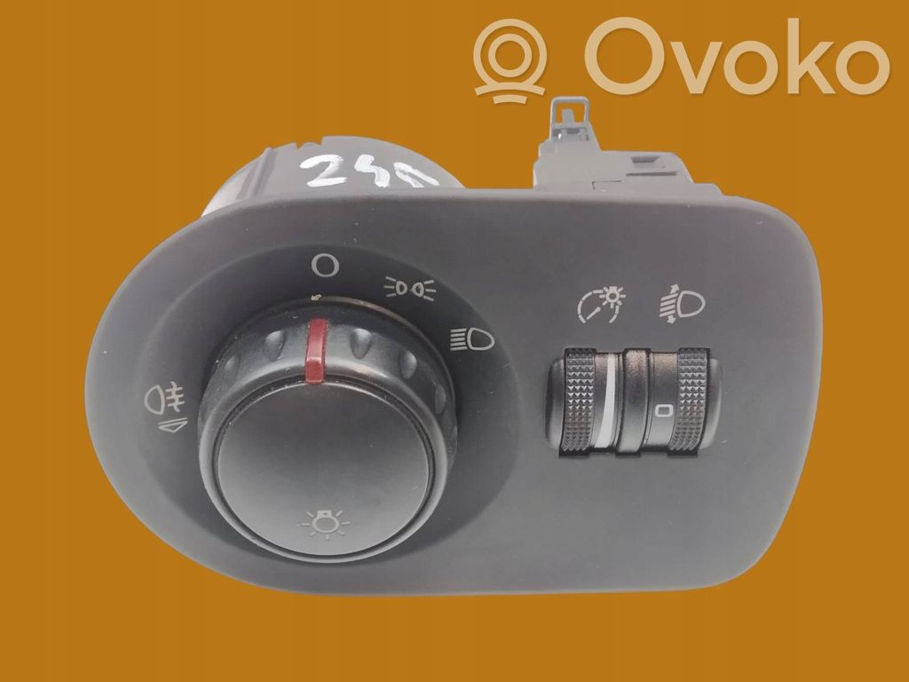 Seat Leon (1P) Light switch 