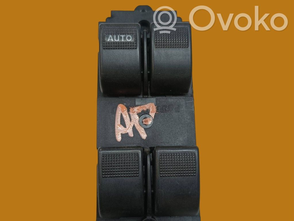 Mazda 2 Quarter vent window switch 