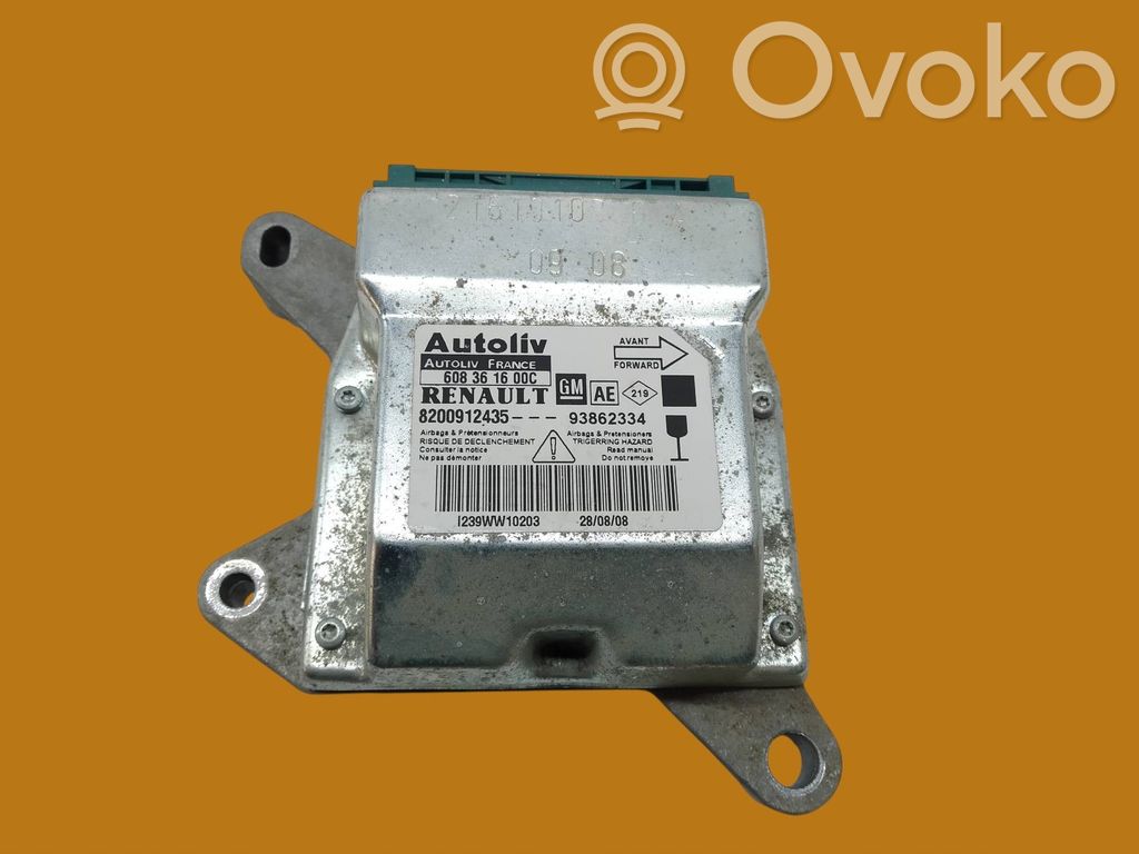 Opel Vivaro Airbag control unit/module 