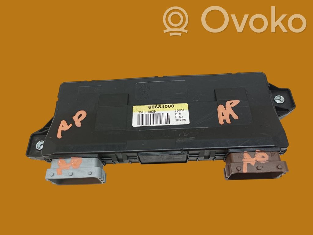 Autres unités de commande / modules   60684088