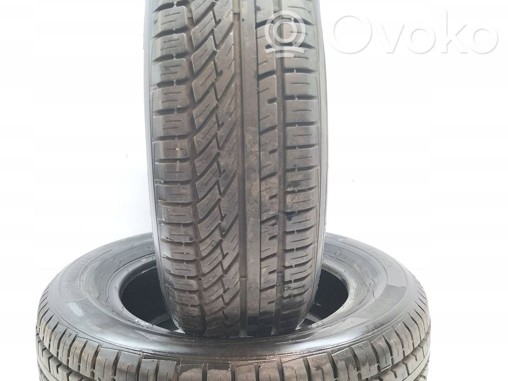 Neumático de verano R15
