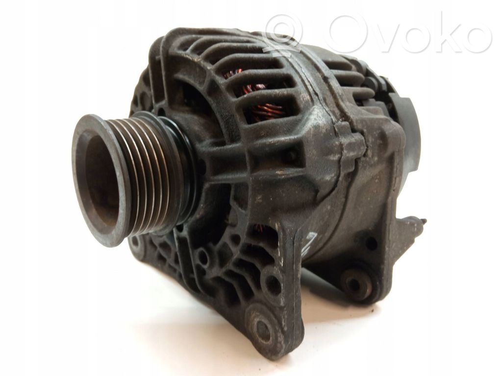 Alternador   037903025F,16V