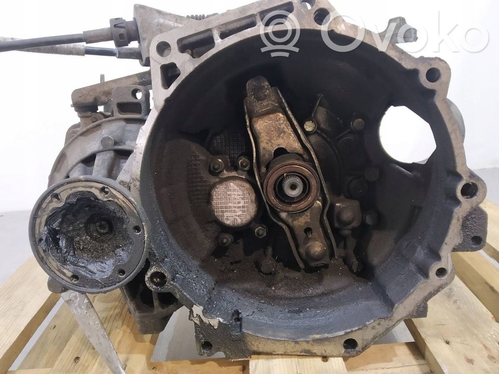 Volkswagen Golf V Cutie viteze manuală cu 5 trepte