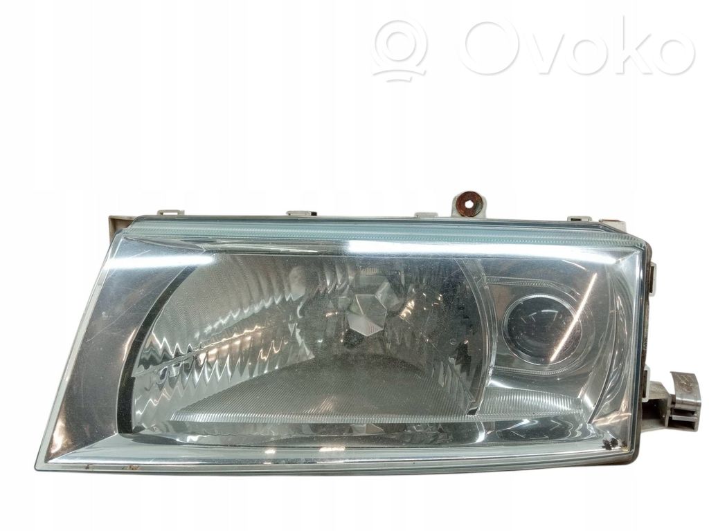 Skoda Octavia Mk2 (1Z) Phare frontale 
