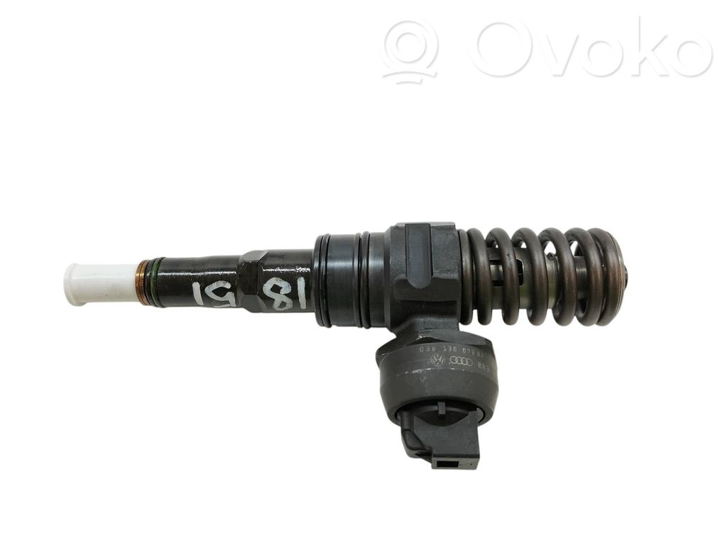 Audi A4 S4 B6 8E 8H Injector combustibil 
