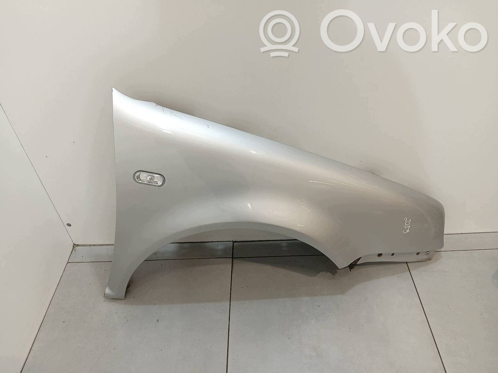 Volkswagen Golf IV Błotnik przedni