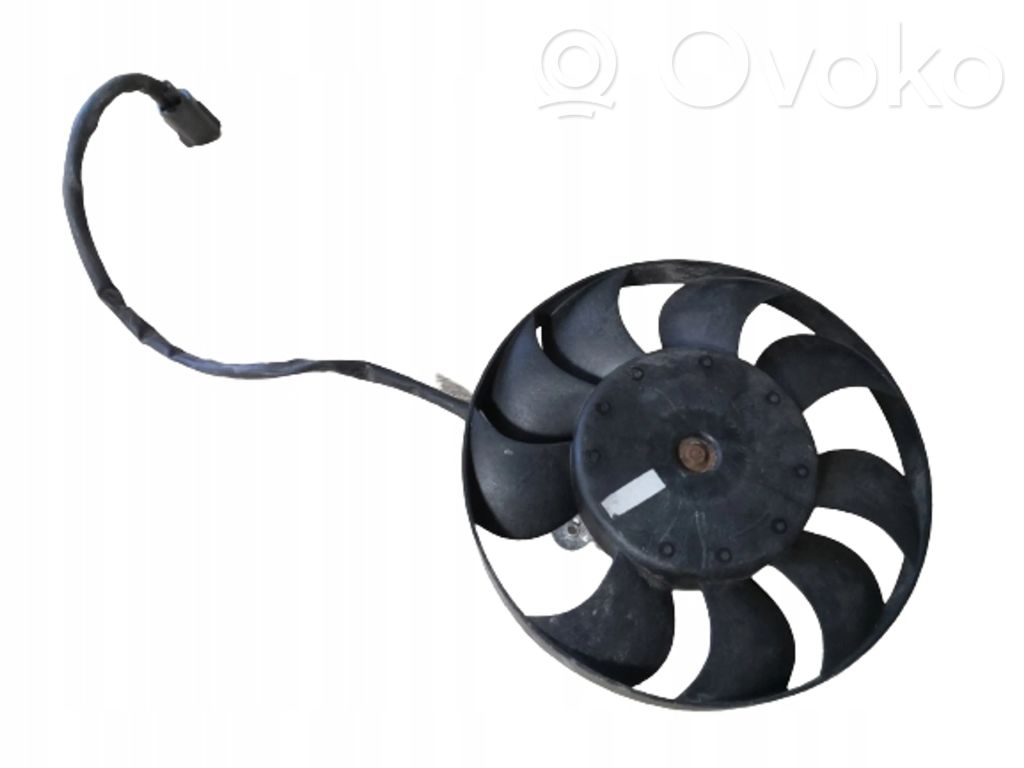 Ford Focus Elektrisks radiatoru ventilators 